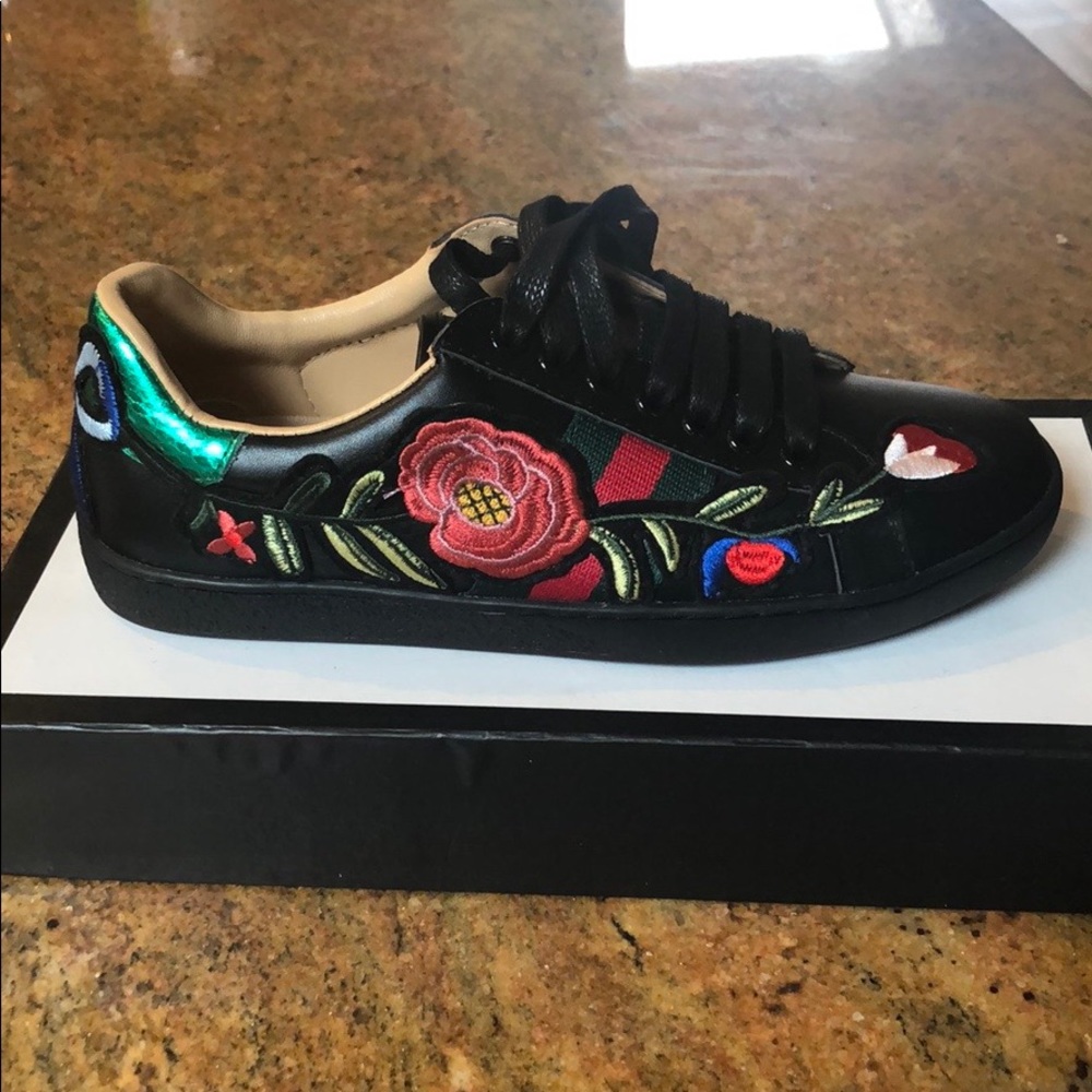 Meet your Posher, Maria